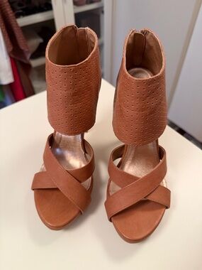Costa Blanca Tan Perforated Ankle Cuff Heels | Strappy Open Toe Sandals Size 38